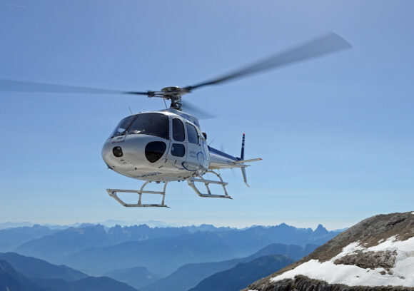 Fly over Switzerland with Fun Flights
